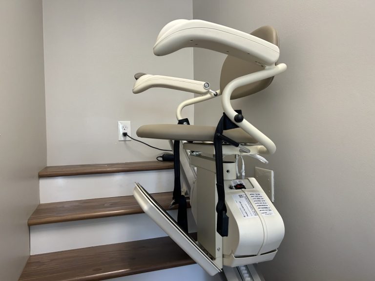 Harmar Stair Lifts Expert Reviewed in 2024