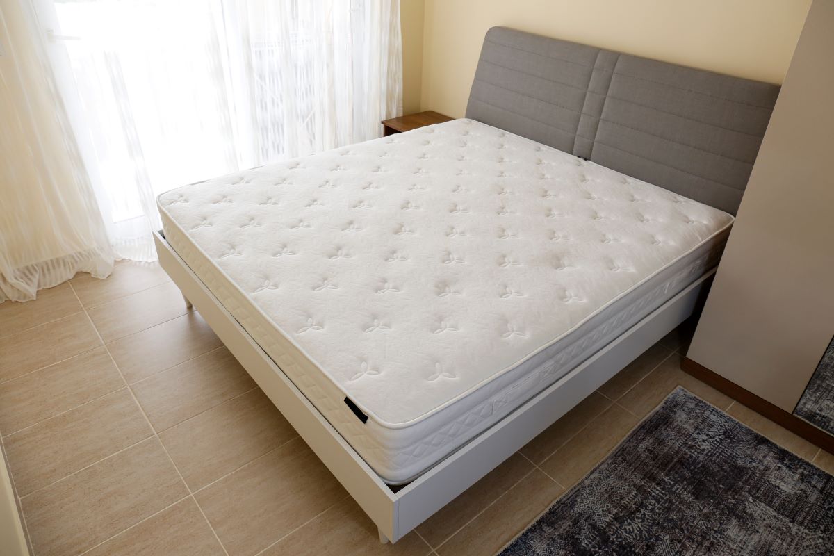 Image of a mattress in a room